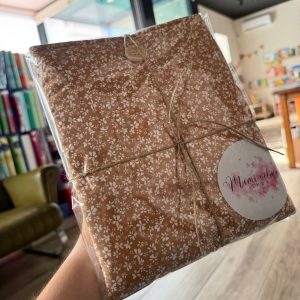 Funda libro botón "Otoño" en marrón